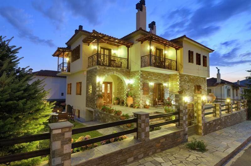 Iatrou Guesthouse Portaria  Ngoại thất bức ảnh
