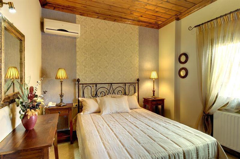 Iatrou Guesthouse Portaria  Phòng bức ảnh
