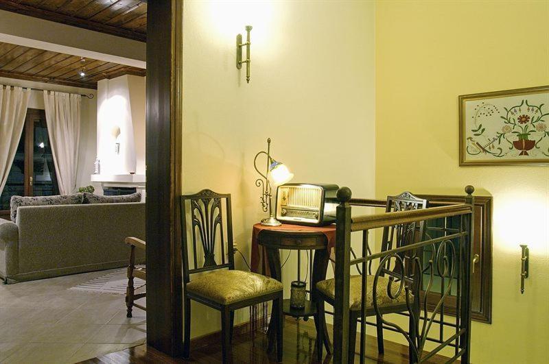 Iatrou Guesthouse Portaria  Ngoại thất bức ảnh